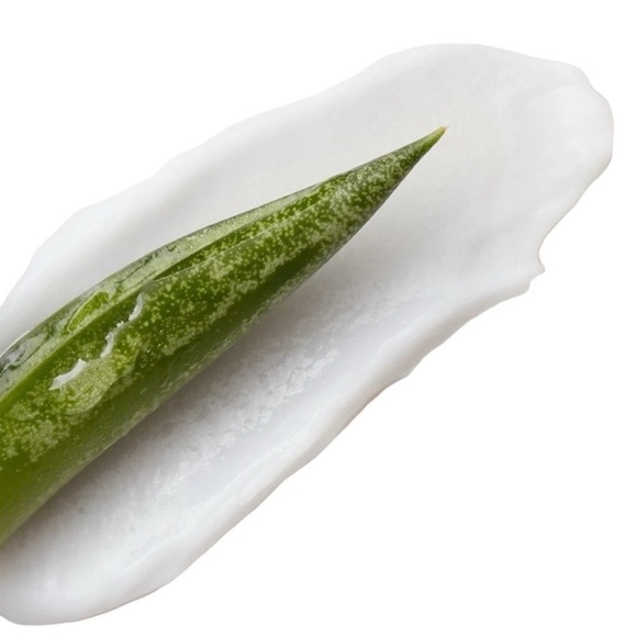 AG Care Ultramoist Moisturizing Conditioner - Picture 2 of 2